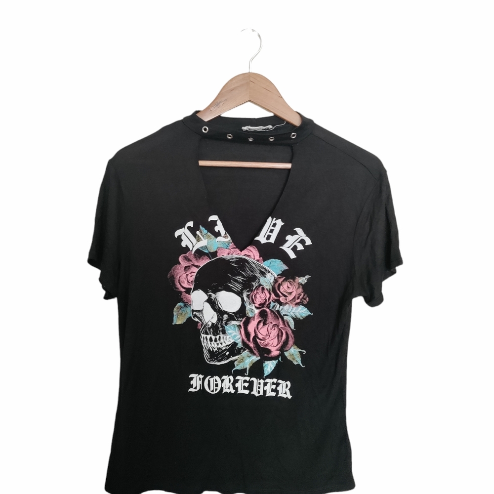 Rebel society t-shirt size M women's Used